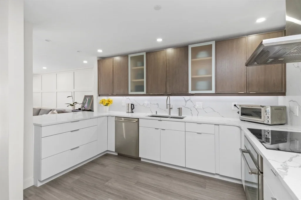 2 bed, 2 bath apartment for rent at 199 Coolidge Ave Unit 105, East Watertown — photo 10 of 32