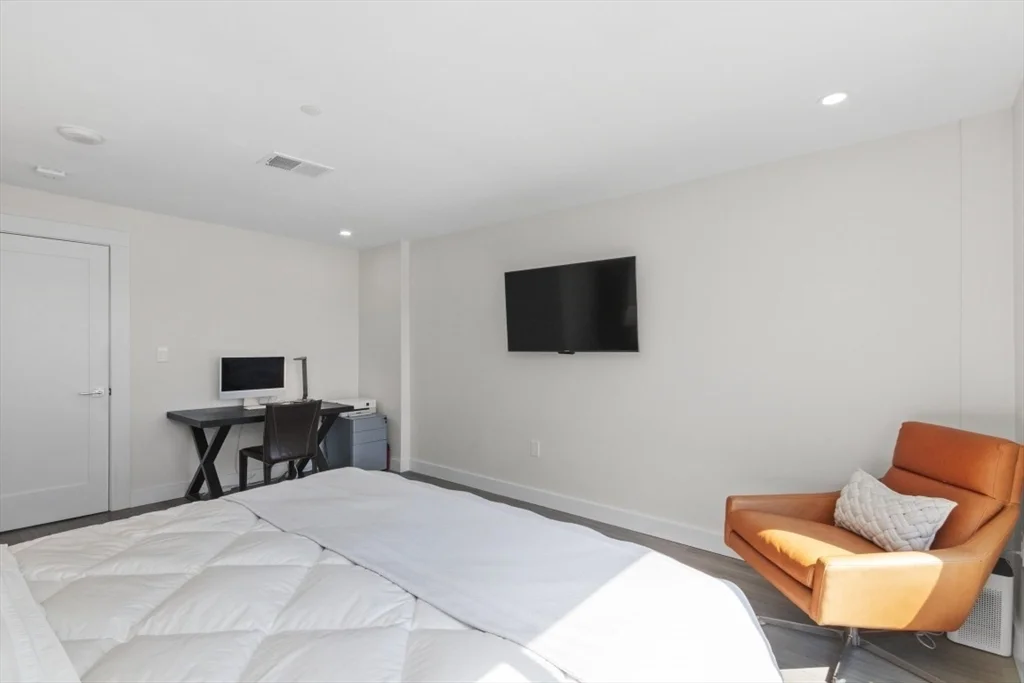 2 bed, 2 bath apartment for rent at 199 Coolidge Ave Unit 105, East Watertown — photo 23 of 32