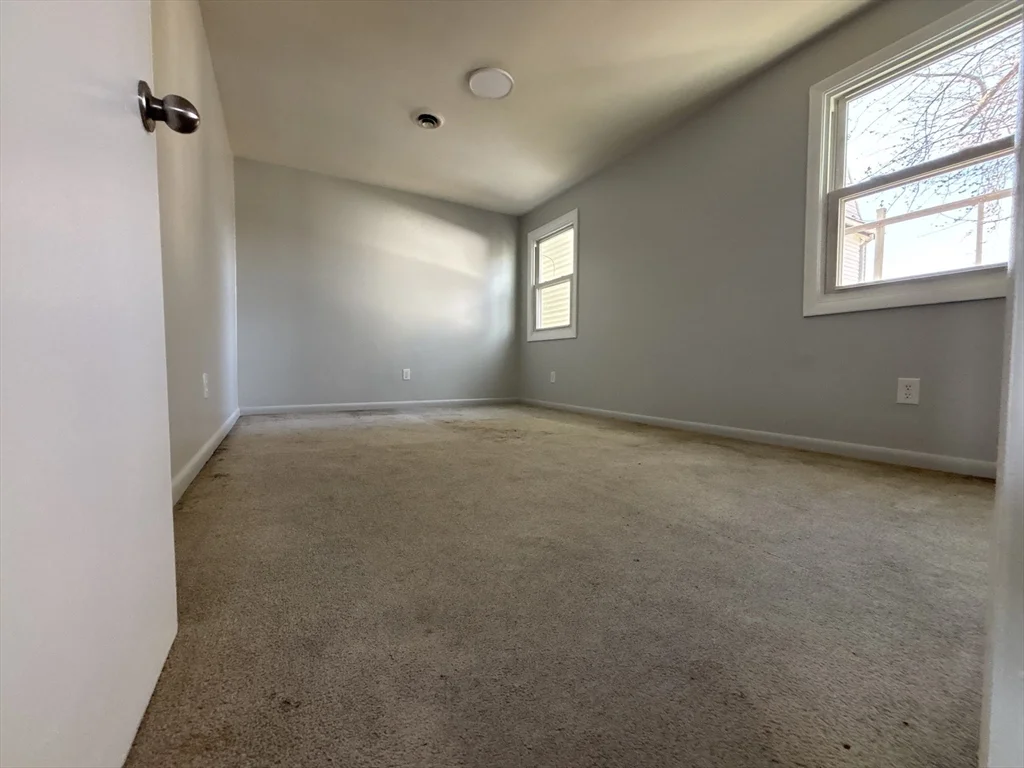 2 bed, 1 bath apartment for rent at 199 Flint St Unit 2R, Fall River — photo 7 of 10