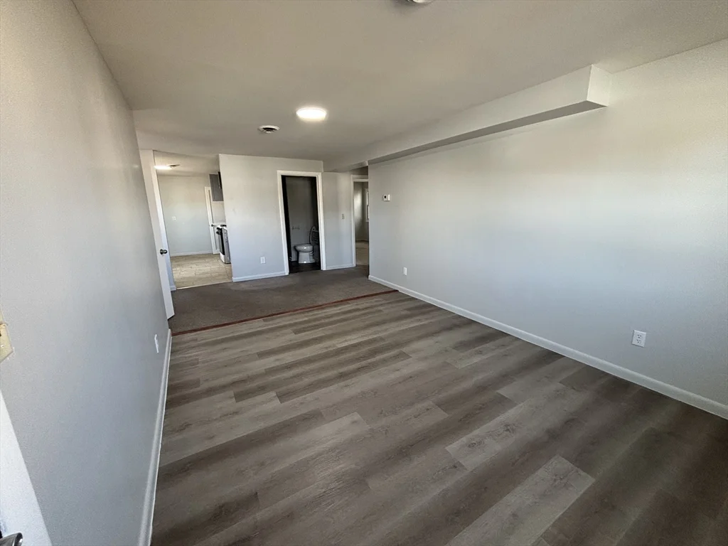 2 bed, 1 bath apartment for rent at 199 Flint St Unit 2R, Fall River — photo 3 of 10
