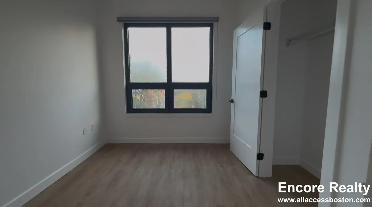 2 bed, 2 bath apartment for rent at 199 Gardner St Unit 413, West Roxbury — photo 2 of 15