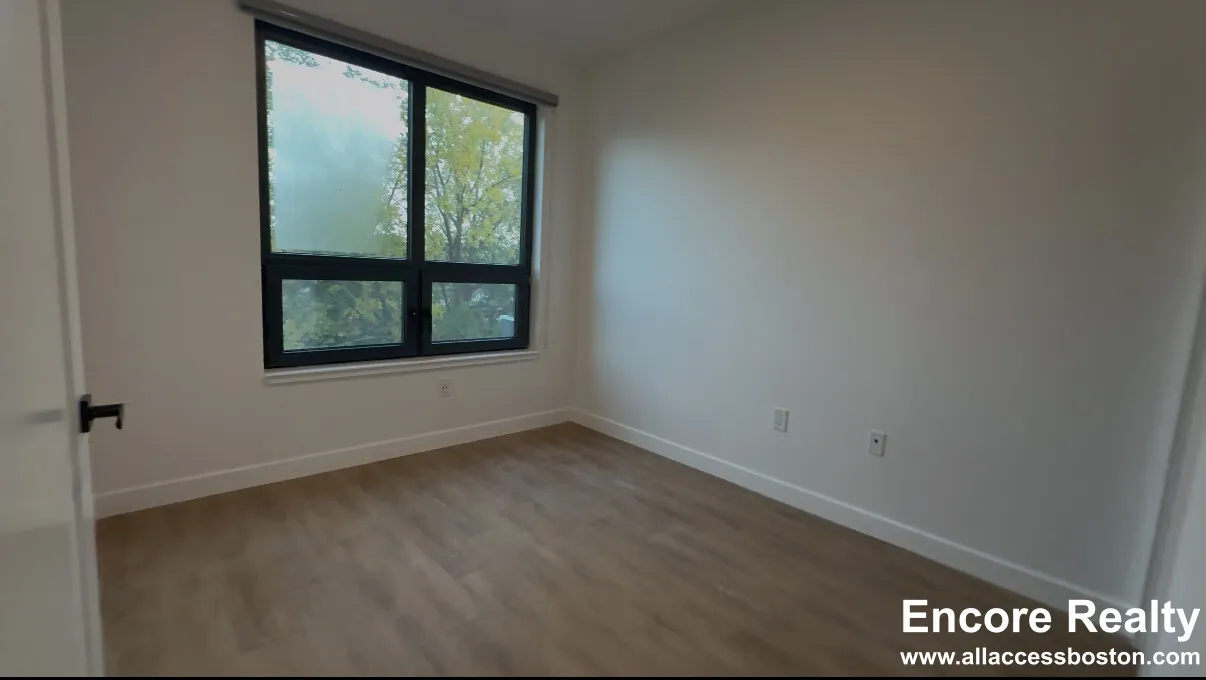 2 bed, 2 bath apartment for rent at 199 Gardner St Unit 413, West Roxbury — photo 3 of 15
