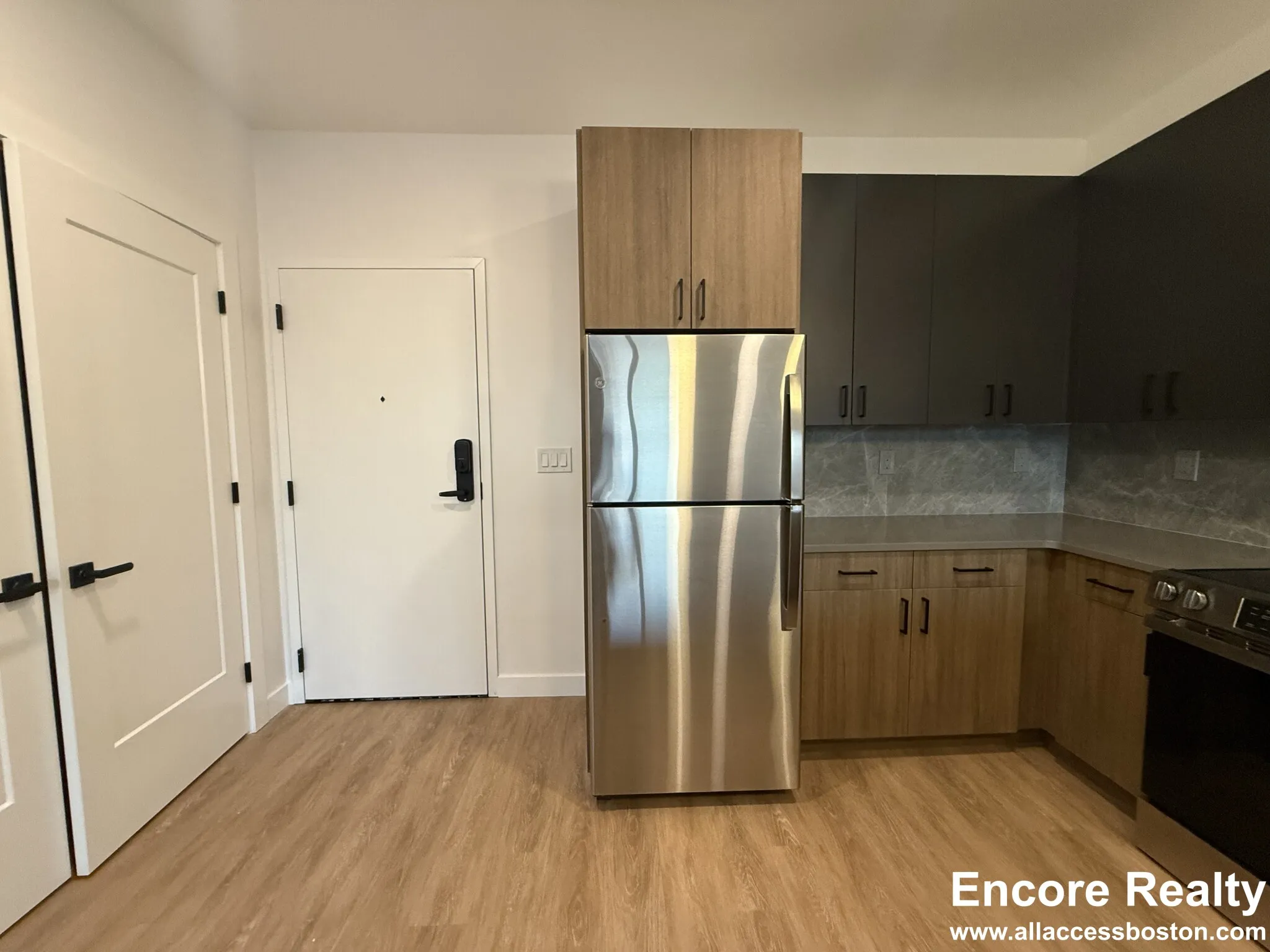 1 bed, 1 bath apartment for rent at 199 Gardner St Unit 417, West Roxbury — photo 4 of 18