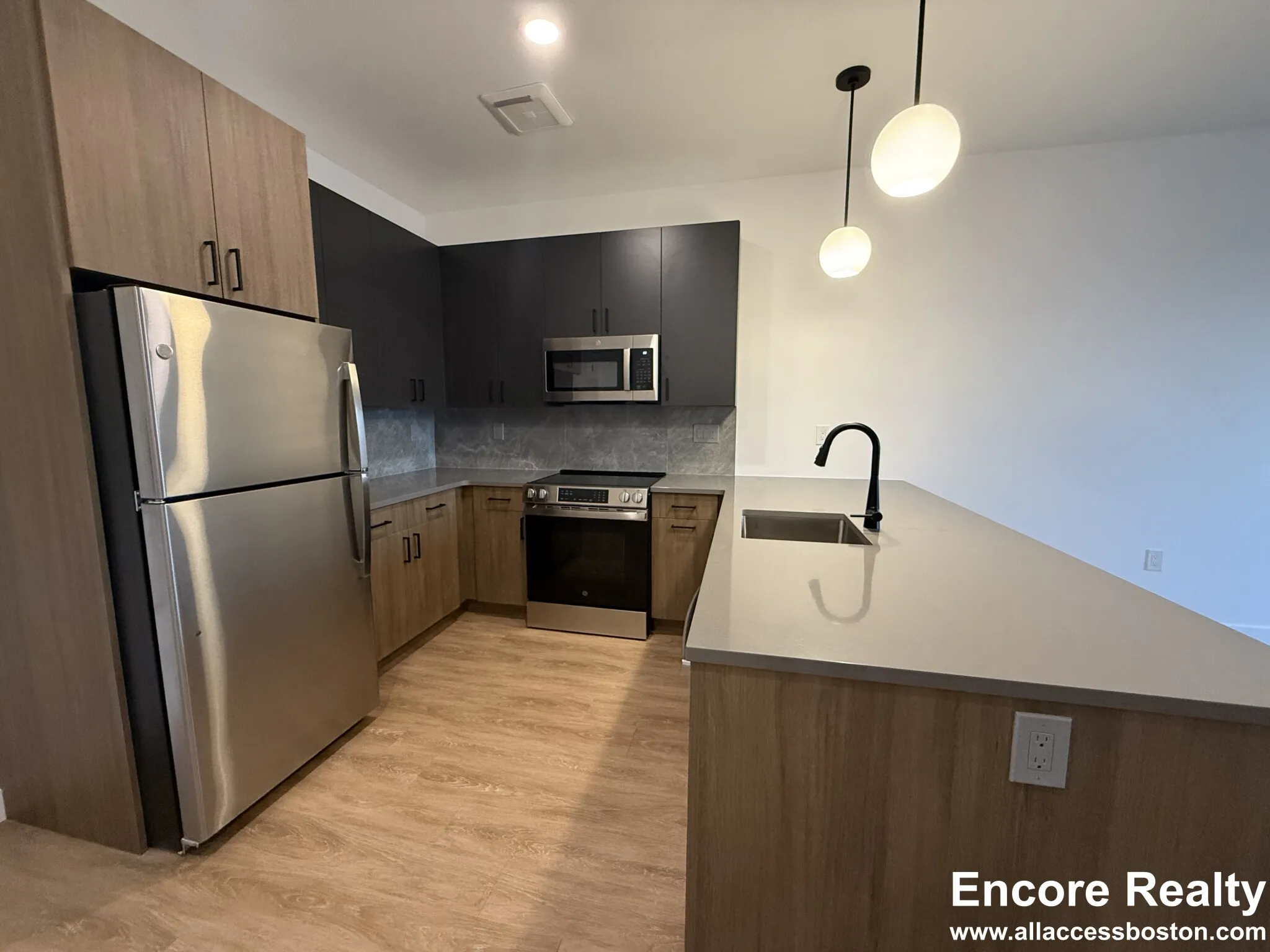 1 bed, 1 bath apartment for rent at 199 Gardner St Unit 417, West Roxbury — photo 1 of 18