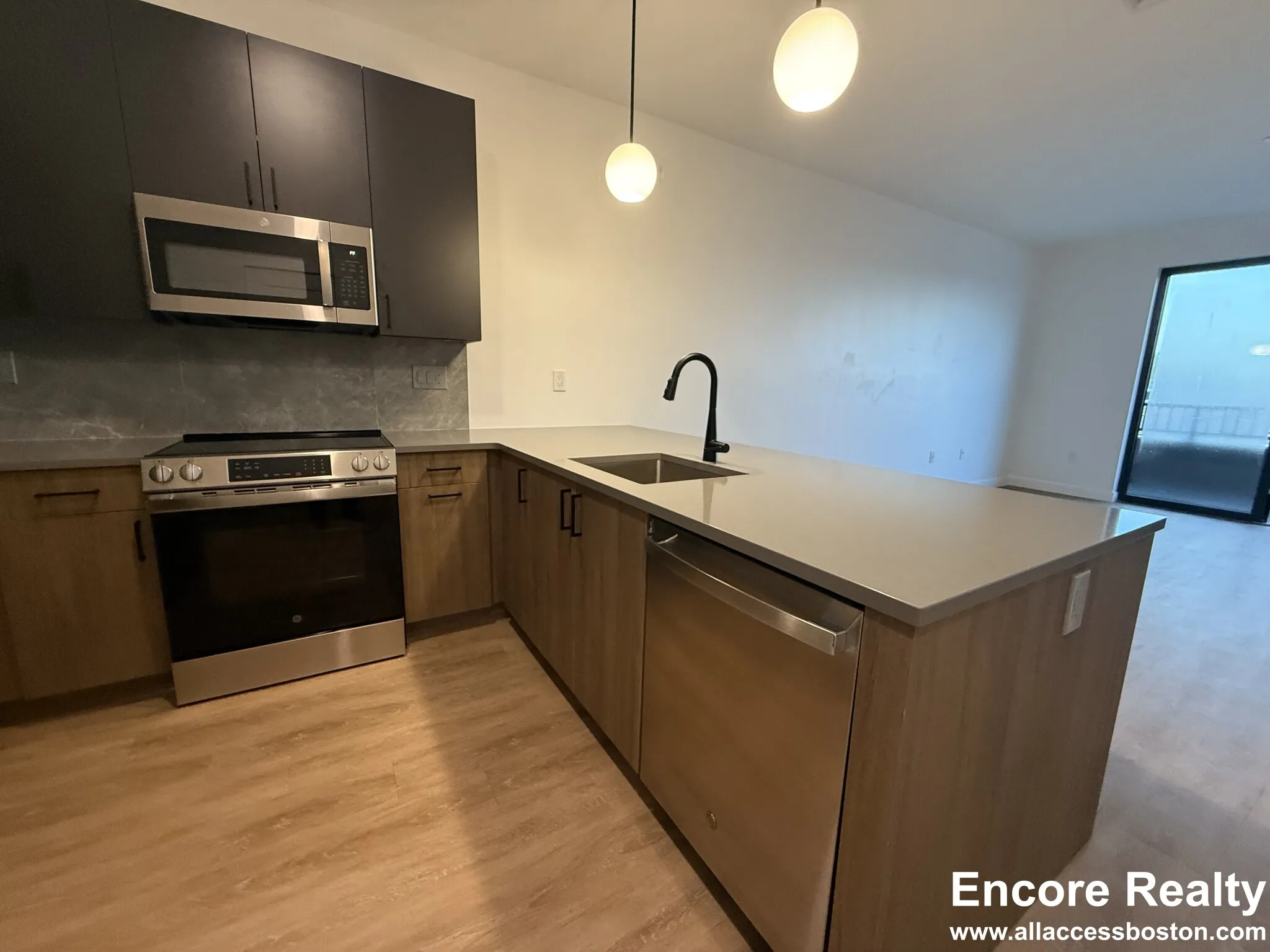 1 bed, 1 bath apartment for rent at 199 Gardner St Unit 417, West Roxbury — photo 3 of 18