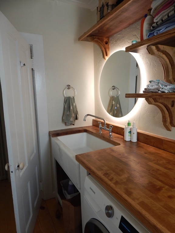 2 bed, 2 bath apartment for rent at 199 Granite St, Rockport — photo 10 of 15