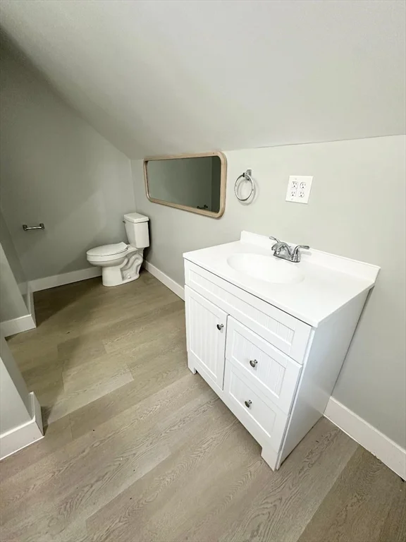 3 bed, 1 bath apartment for rent at 199 High St Unit 1, Athol — photo 26 of 26