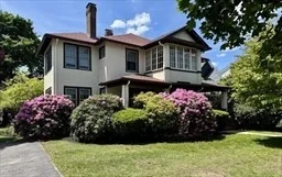 2 bed, 1 bath apartment for rent at 199 Hillside Ave Unit 1, Needham Heights — photo 1 of 23