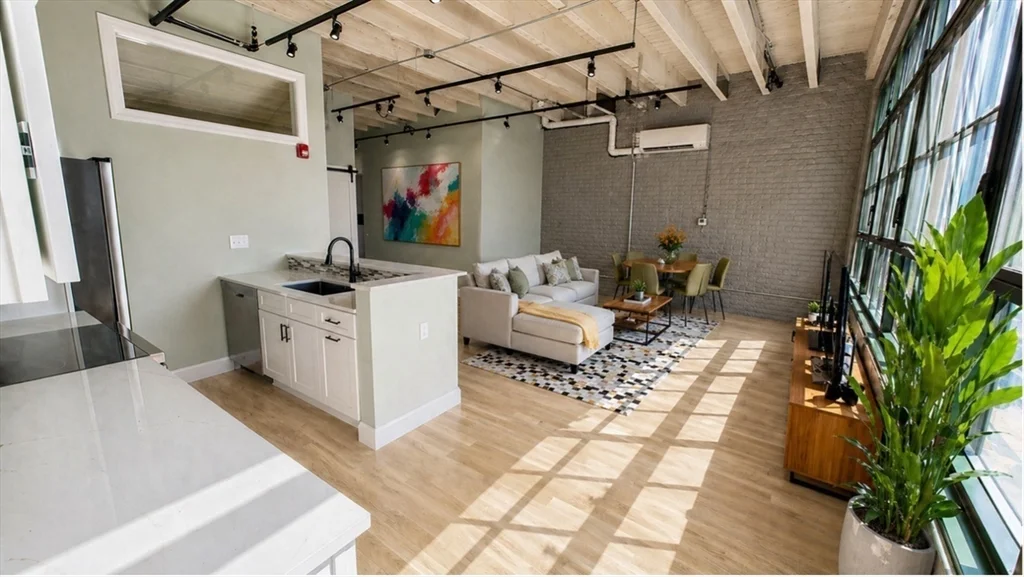 1 bed, 1 bath apartment for rent at 199 Market St Unit 1, Downtown — photo 3 of 11