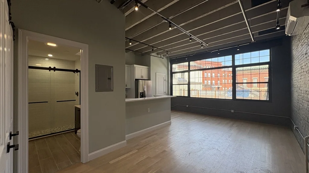1 bed, 1 bath apartment for rent at 199 Market St Unit 2, Downtown — photo 2 of 11