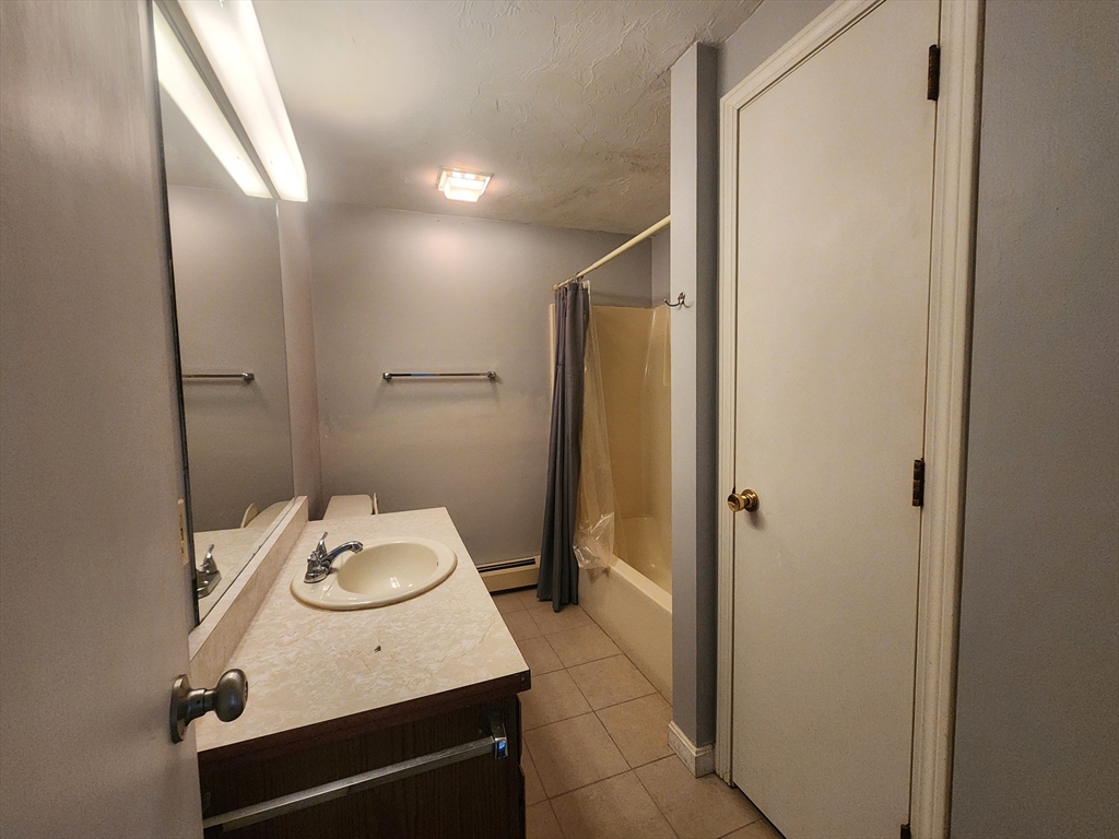 2 bed, 1 bath apartment for rent at 199 Perry Unit 7, Worcester — photo 18 of 23