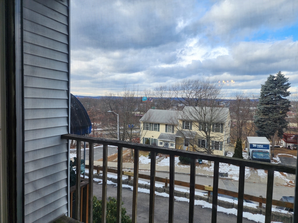 2 bed, 1 bath apartment for rent at 199 Perry Unit 7, Worcester — photo 15 of 23