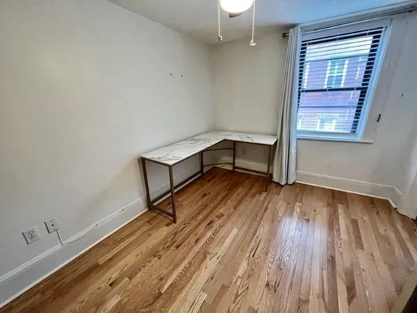 2 bed, 1 bath apartment for rent at 199 Salem St Unit 3, North End — photo 5 of 9