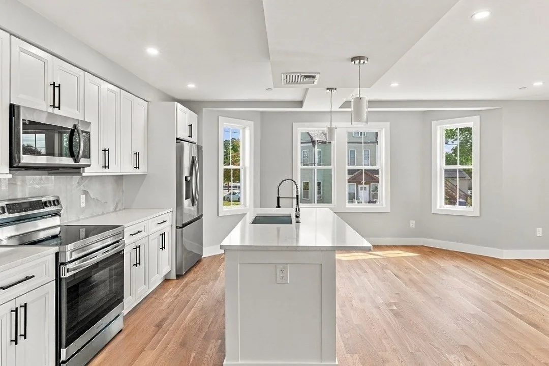 1 bed, 1 bath apartment for rent at 199 South Ave Unit 5, Whitman