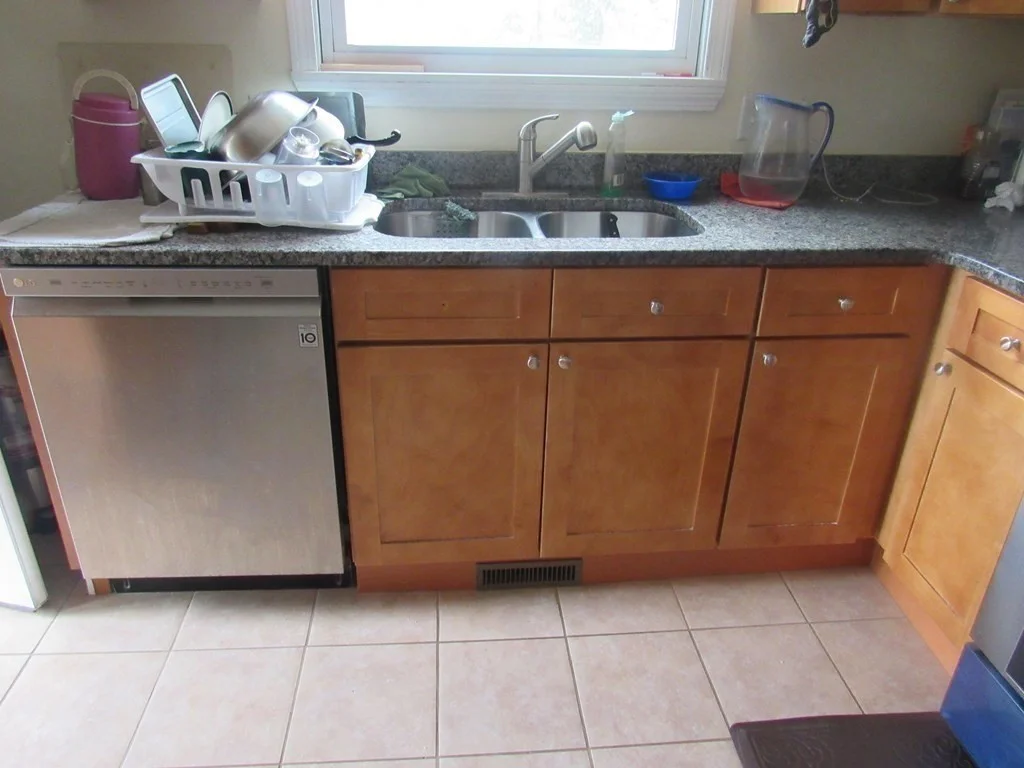 2 bed, 1 bath apartment for rent at 199 Stafford St Unit 1, Webster Square — photo 6 of 23