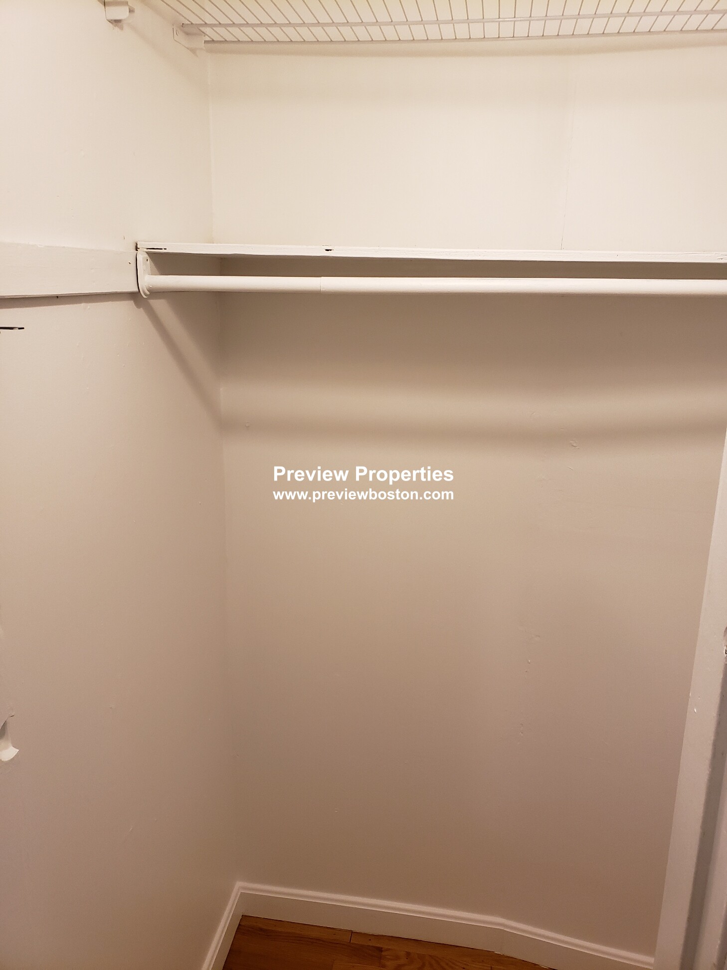 1 bed, 1 bath apartment for rent at 199 Strathmore Rd Unit 8P, Brighton — photo 4 of 16
