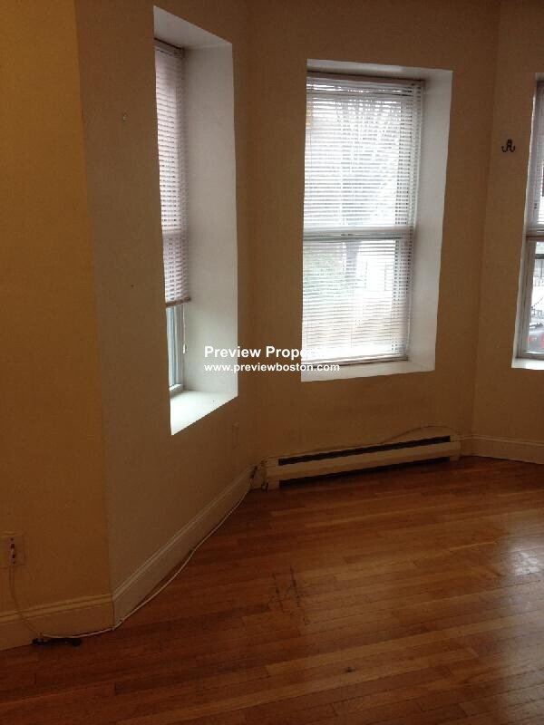 1 bed, 1 bath apartment for rent at 199 Strathmore Unit 2P, Brighton — photo 12 of 14