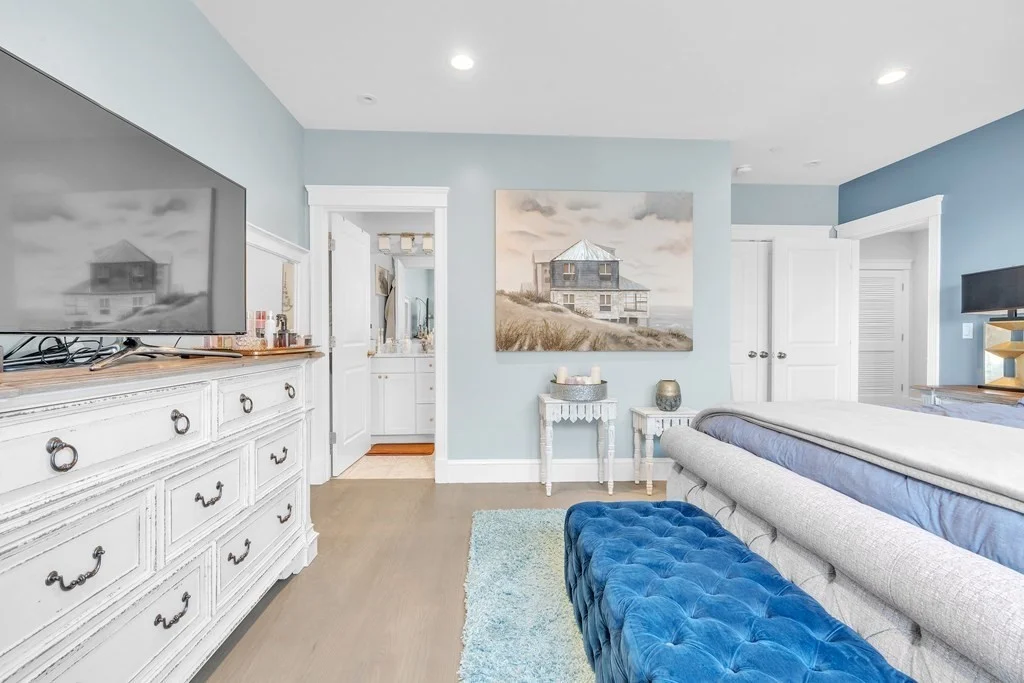 2 bed, 2 bath apartment for rent at 199 W 8th Unit 6, South Boston — photo 15 of 28