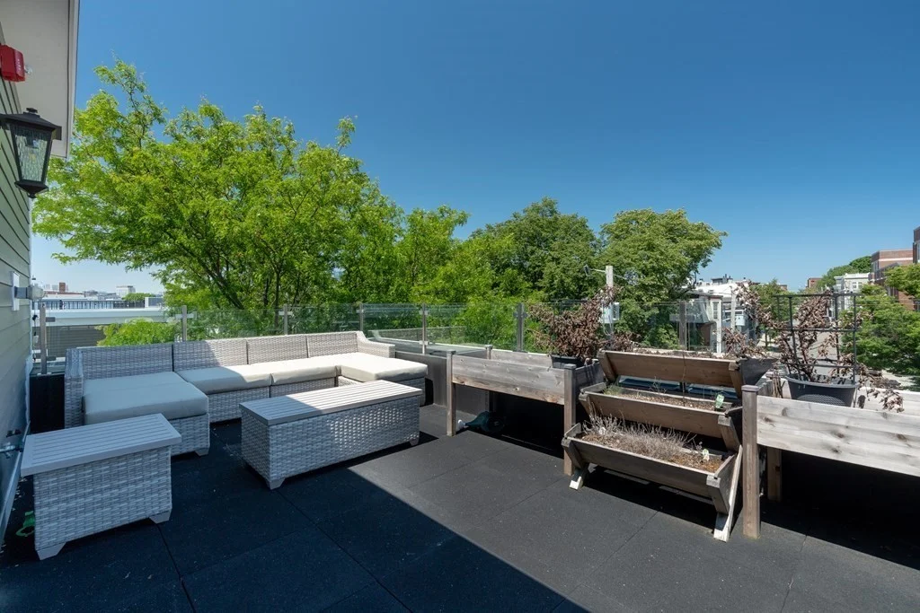 2 bed, 2 bath apartment for rent at 199 W 8th Unit 6, South Boston — photo 22 of 28