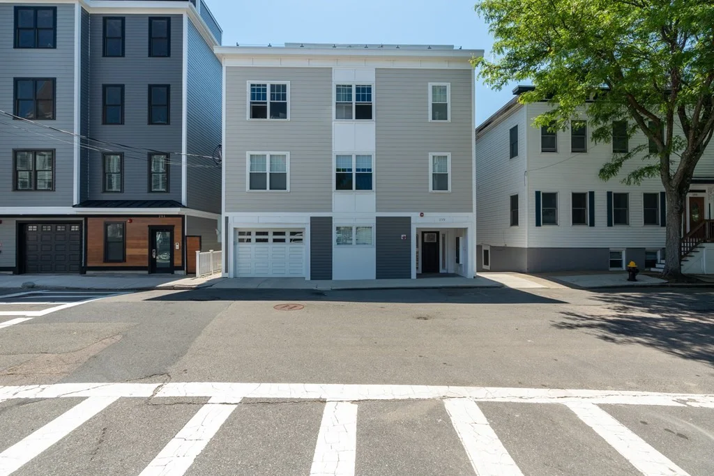 2 bed, 2 bath apartment for rent at 199 W 8th Unit 6, South Boston — photo 26 of 28