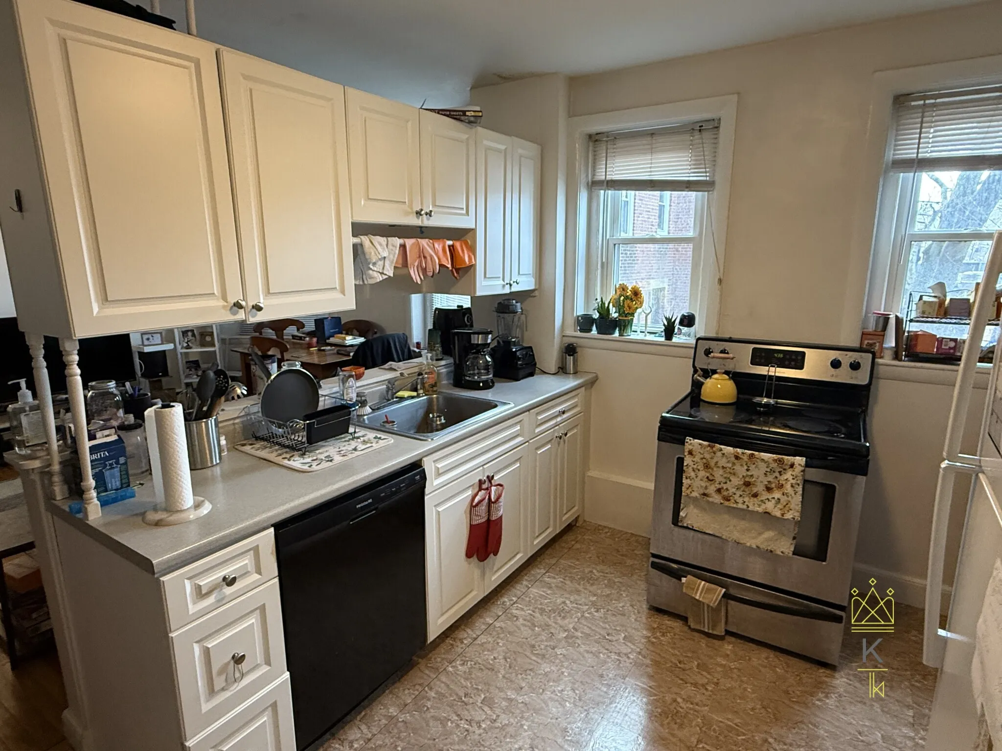 1 bed, 1 bath apartment for rent at 199 Winthrop Rd Unit 02, Aspinwall Hill — photo 3 of 10