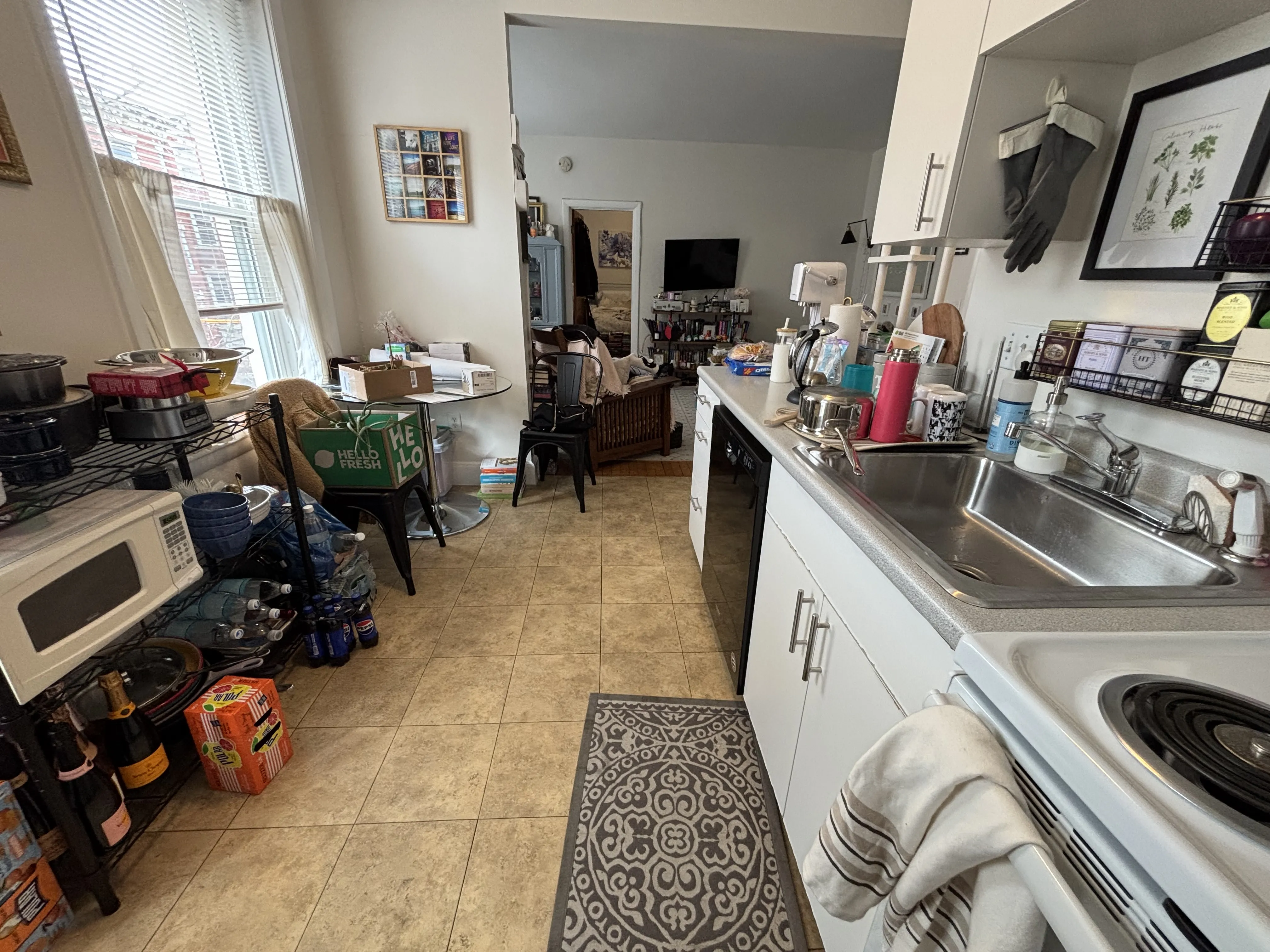 1 bed, 1 bath apartment for rent at 199 Winthrop Rd Unit 21, Aspinwall Hill — photo 3 of 11