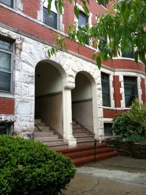 1 bed, 1 bath apartment for rent at 199 Winthrop Rd Unit 3, Aspinwall Hill — photo 8 of 8