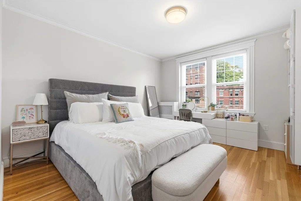 2 bed, 1 bath apartment for rent at 1992 Commonwealth Ave Unit 4, Brighton — photo 8 of 16