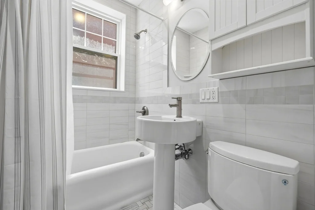 2 bed, 1 bath apartment for rent at 1992 Commonwealth Ave Unit 4, Brighton — photo 10 of 16