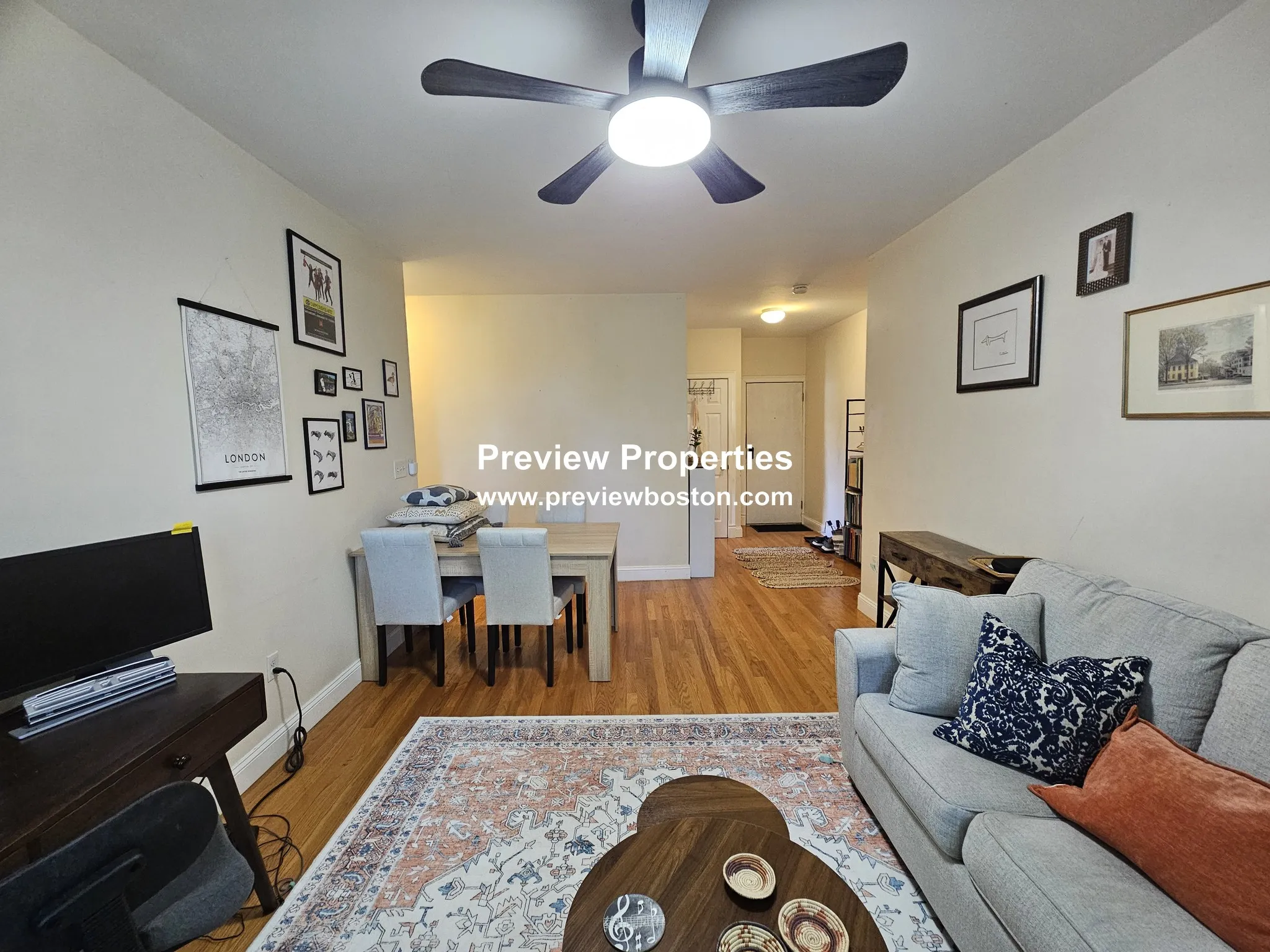 1 bed, 1 bath apartment for rent at 1999 Commonwealth Ave Unit 11, Brighton — photo 3 of 36