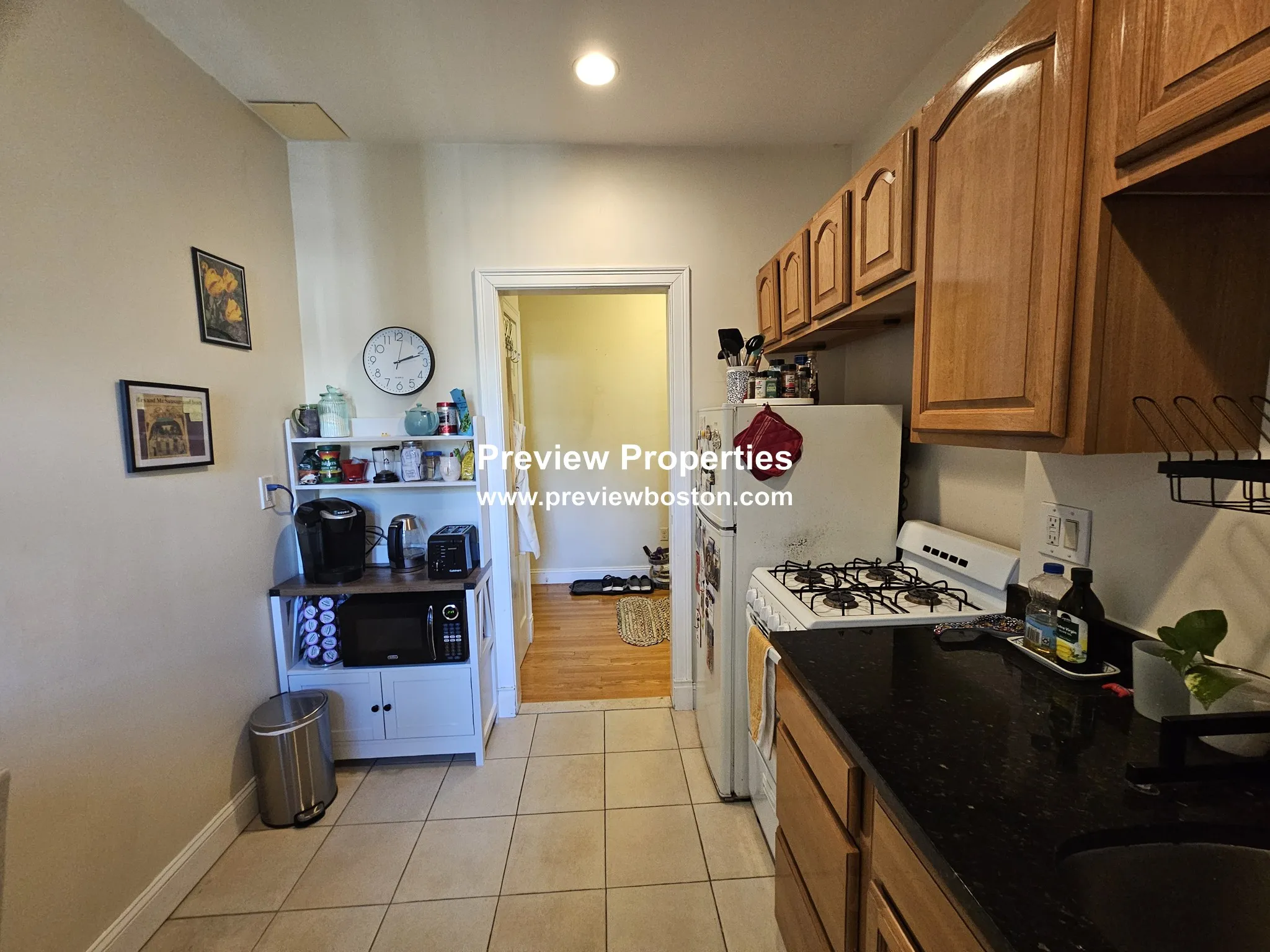 1 bed, 1 bath apartment for rent at 1999 Commonwealth Ave Unit 11, Brighton — photo 9 of 36