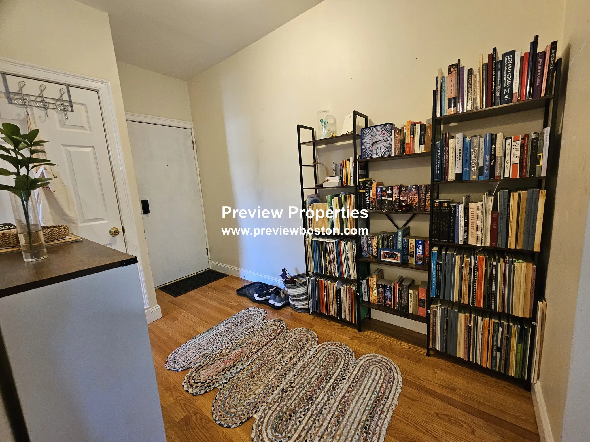 1 bed, 1 bath apartment for rent at 1999 Commonwealth Ave Unit 11P, Brighton — photo 5 of 36