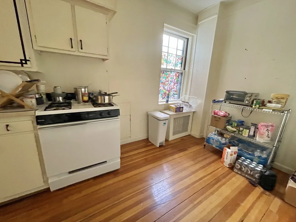 1 bed, 1 bath apartment for rent at 1999 Commonwealth Ave Unit 21, Brighton — photo 7 of 21