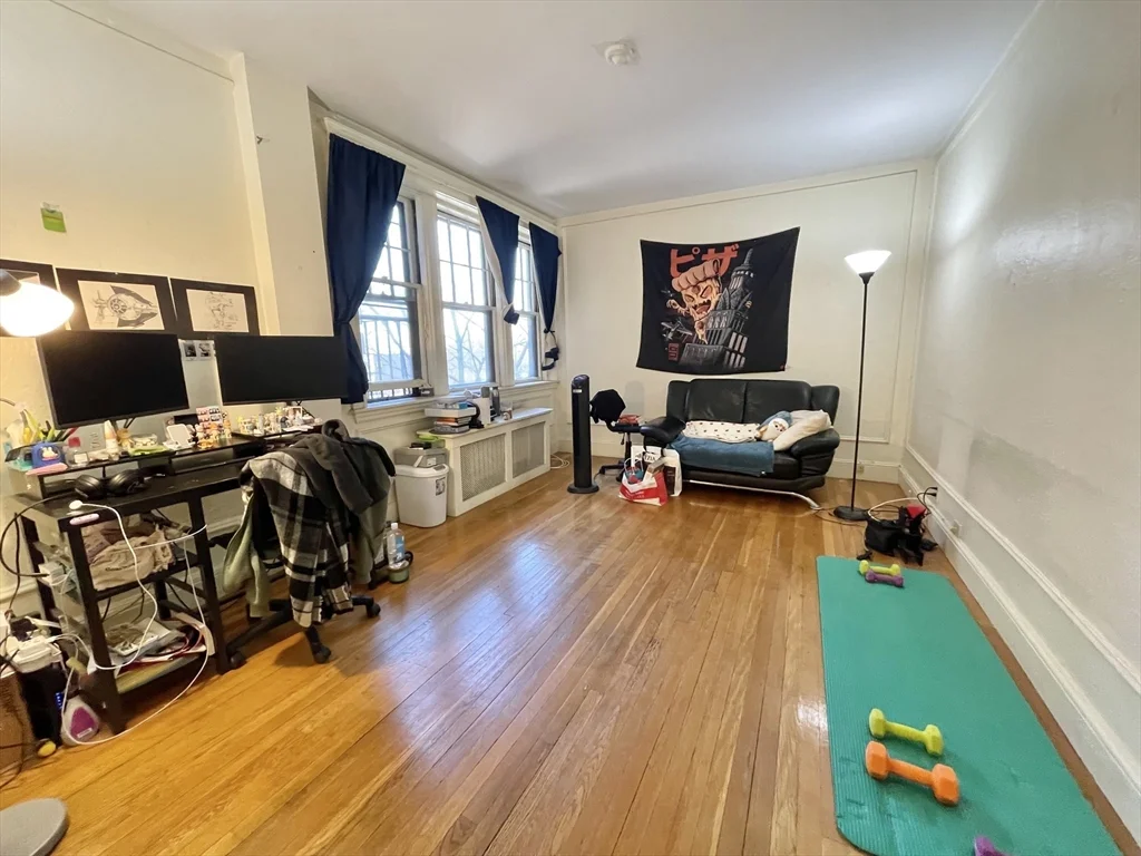 1 bed, 1 bath apartment for rent at 1999 Commonwealth Ave Unit 21, Brighton — photo 1 of 21