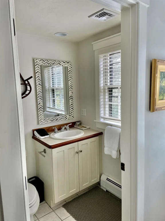5 bed, 4+ bath apartment for rent at 1A Pochick Ave, Nantucket — photo 32 of 41