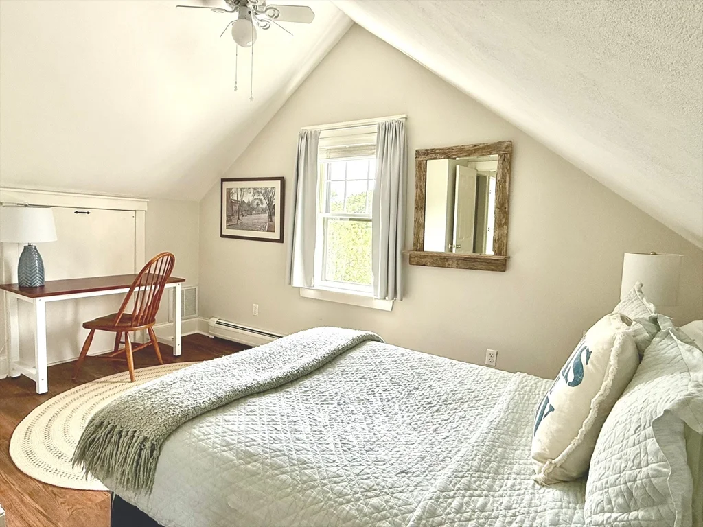 5 bed, 4+ bath apartment for rent at 1A Pochick Ave, Nantucket — photo 34 of 41