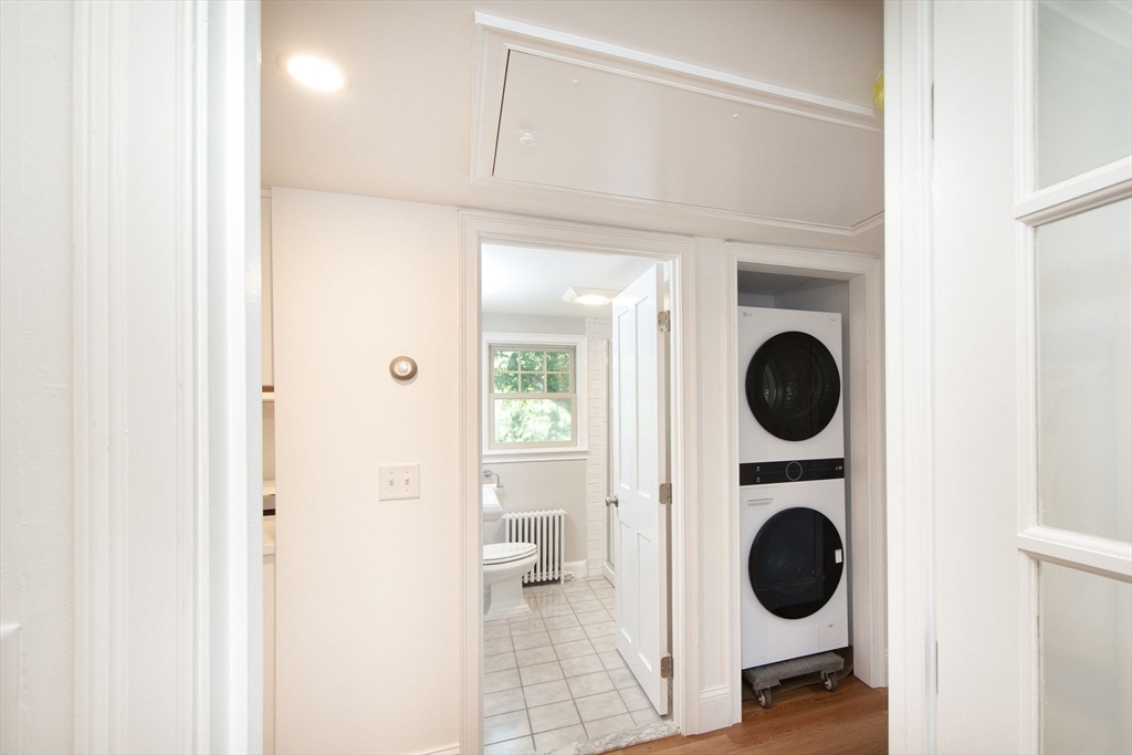 1 bed, 1 bath apartment for rent at 1A Roc Fall Rd Unit 2, Hingham — photo 6 of 15