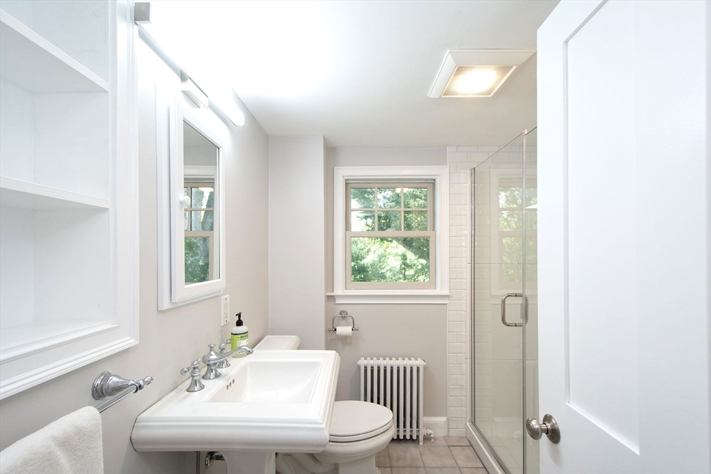 1 bed, 1 bath apartment for rent at 1A Roc Fall Rd Unit 2, Hingham — photo 5 of 15