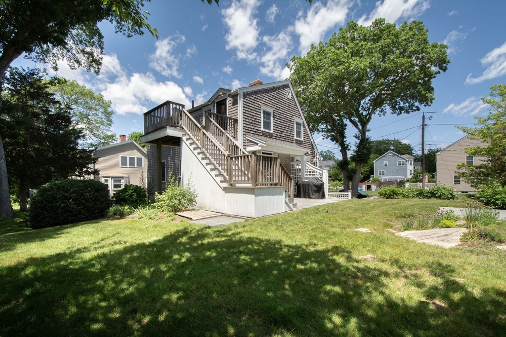 1 bed, 1 bath apartment for rent at 1A Roc Fall Rd Unit 2, Hingham — photo 1 of 15