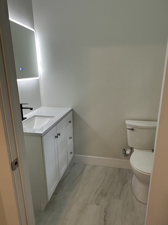 3 bed, 2 bath apartment for rent at 2-4 Dale Ct Unit 4, Leicester — photo 9 of 16
