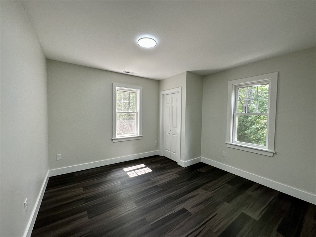 3 bed, 2 bath apartment for rent at 2-4 Dale Ct Unit 4, Leicester — photo 14 of 16