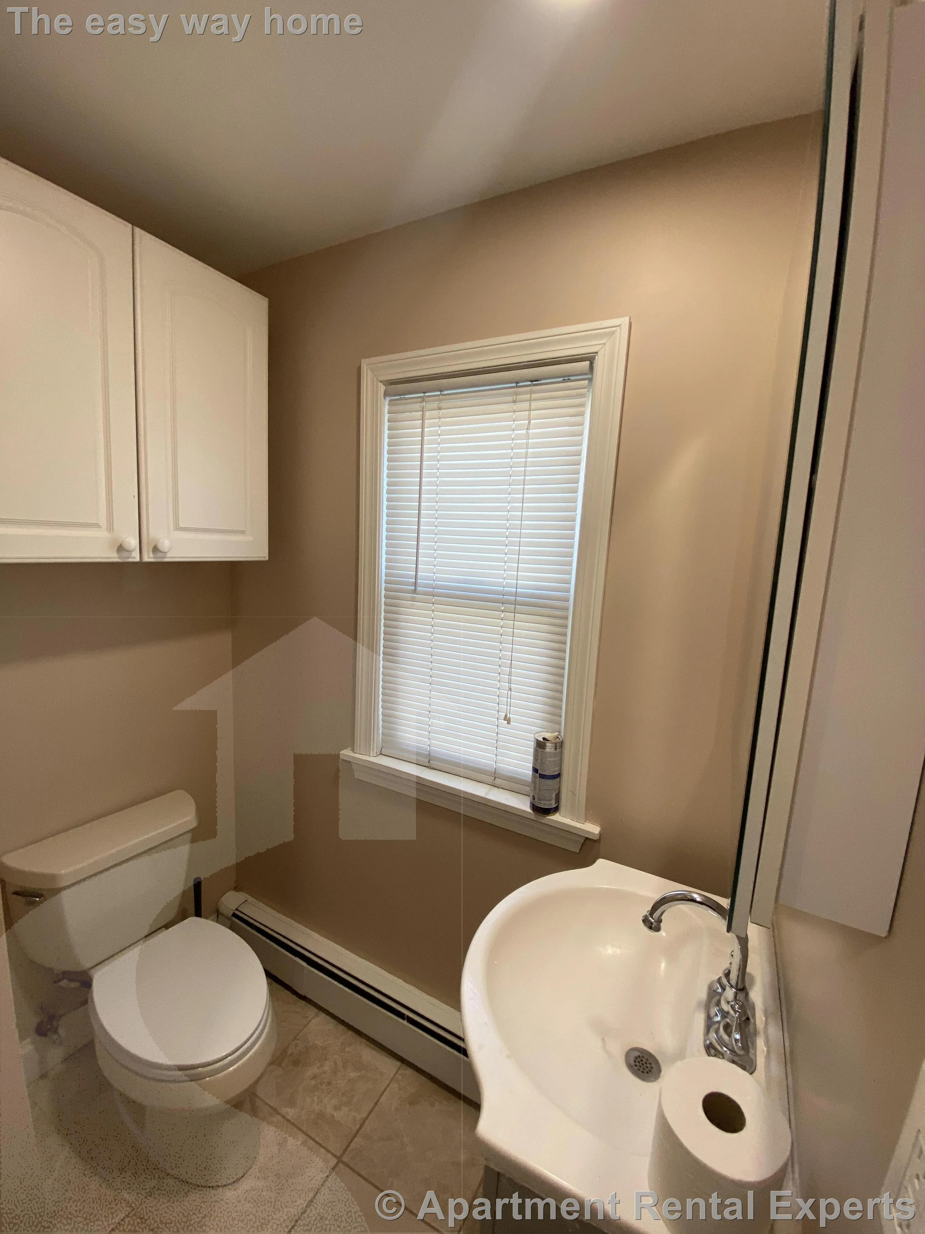 2 bed, 1 bath apartment for rent at 2-4 Goldsmith Ave Unit 1, Tufts — photo 4 of 16