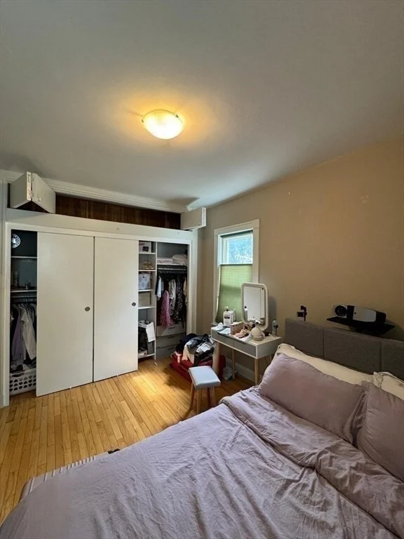 2 bed, 1 bath apartment for rent at 4 Hardwick St Unit 1, Wellington-Harrington — photo 3 of 18