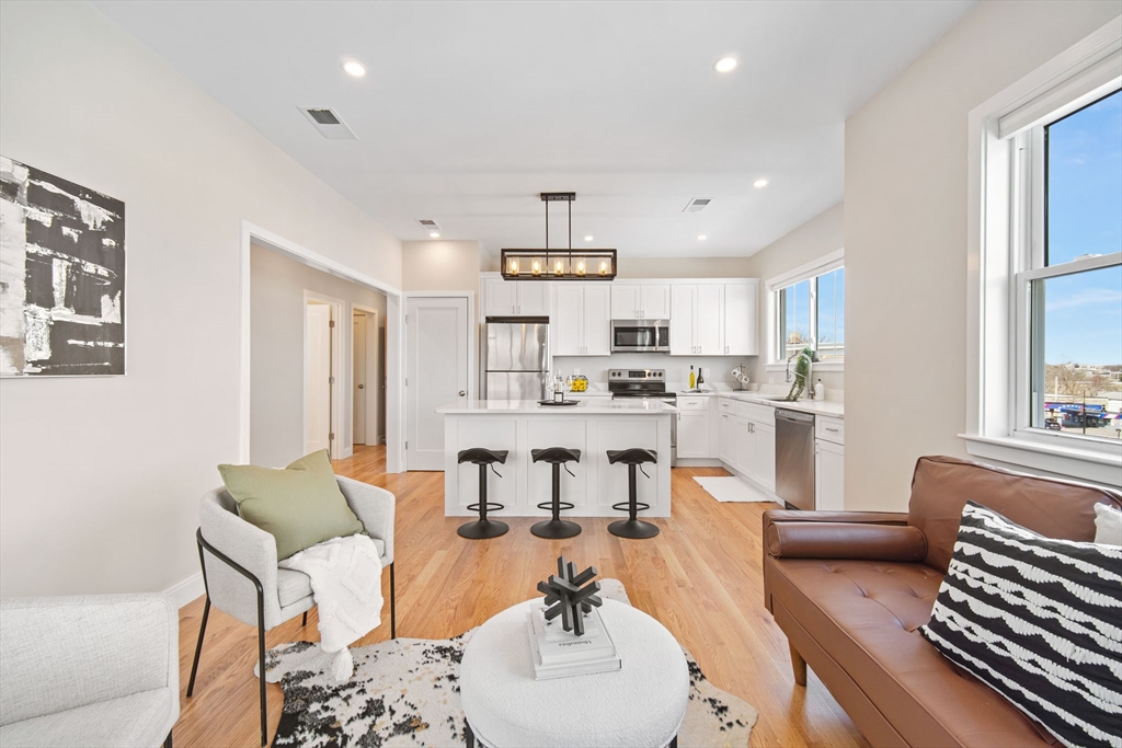 3 bed, 2 bath apartment for rent at 2-4 Hecla Unit 3, Dorchester — photo 25 of 36