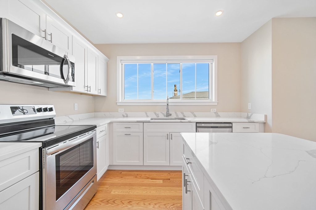 3 bed, 2 bath apartment for rent at 2-4 Hecla Unit 3, Dorchester — photo 32 of 36