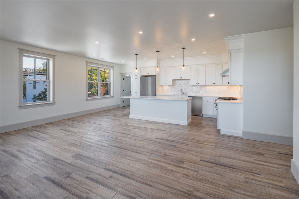 2 bed, 2 bath apartment for rent at 6 Market St Unit 2, Newburyport — photo 12 of 19