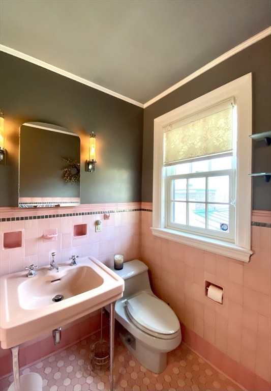 4 bed, 4+ bath apartment for rent at 2 Arden Rd Unit 2, Watertown — photo 29 of 33