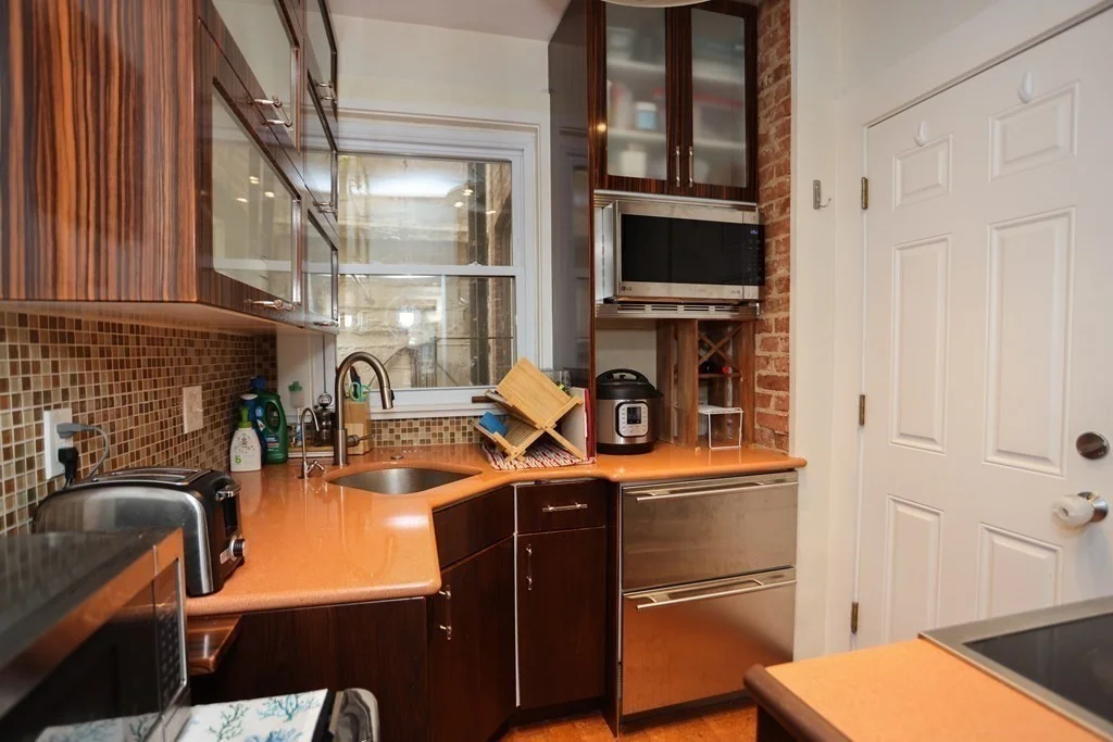 1 bed, 1 bath apartment for rent at 2 Arnold Cir Unit 1, Mid Cambridge — photo 9 of 13
