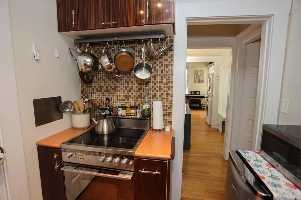 1 bed, 1 bath apartment for rent at 2 Arnold Cir Unit 1, Mid Cambridge — photo 11 of 13