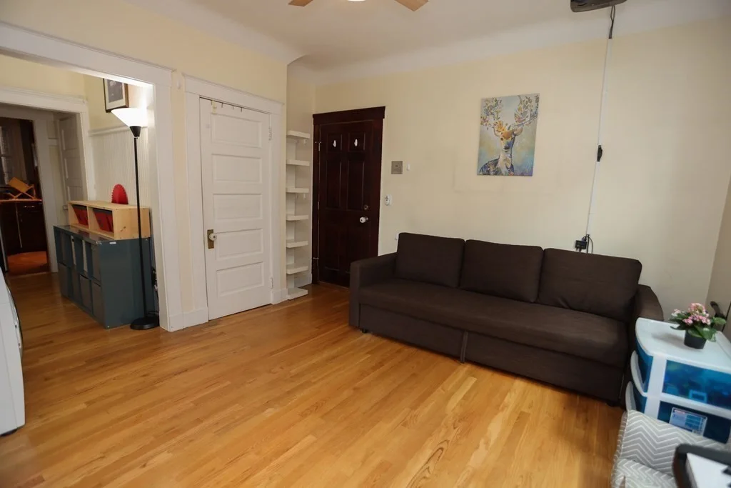 1 bed, 1 bath apartment for rent at 2 Arnold Cir Unit 1, Mid Cambridge — photo 6 of 13